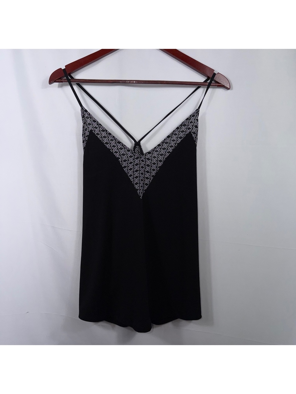 Express XS Black Strappy Geometric Cami Top